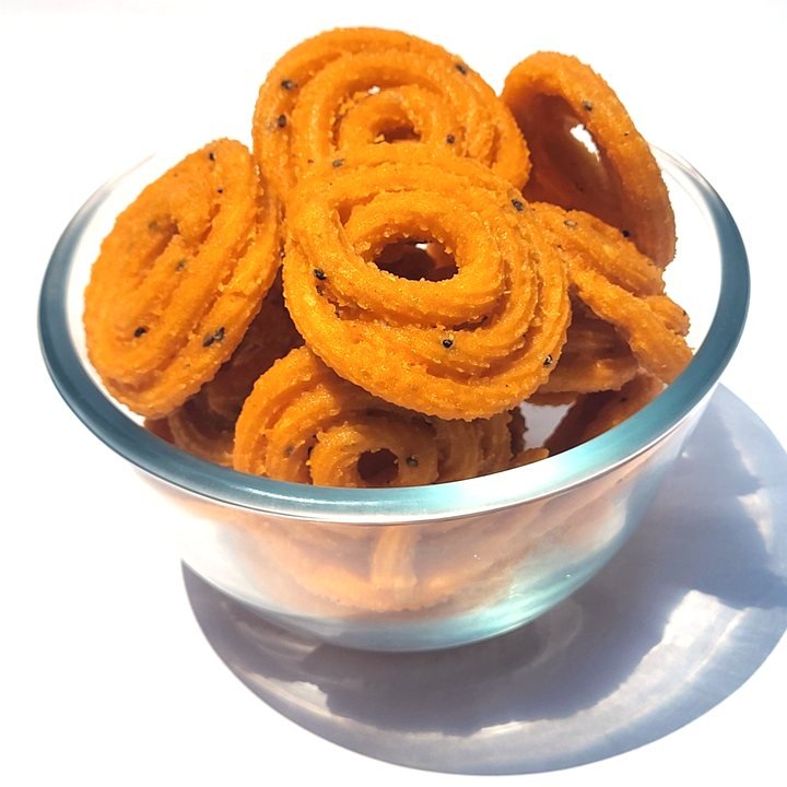 4 Layer Garlic Murukku Red